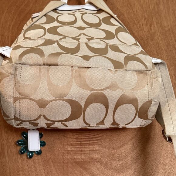 Coach Kyra Daisy Y2K Tan Beige White Backpack Bag Charms Utility Preppy GUC - Picture 4 of 13